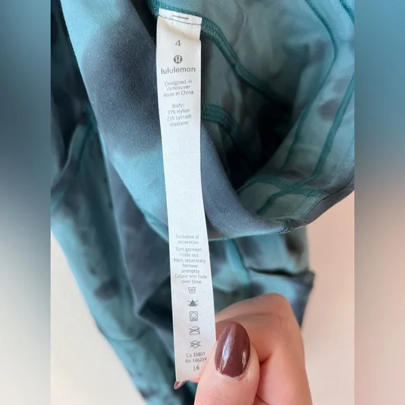 Lululemon Wunder Train Tight 25" in Teal and Dark Blue. Women’s Size 4 - Picture 6 of 6